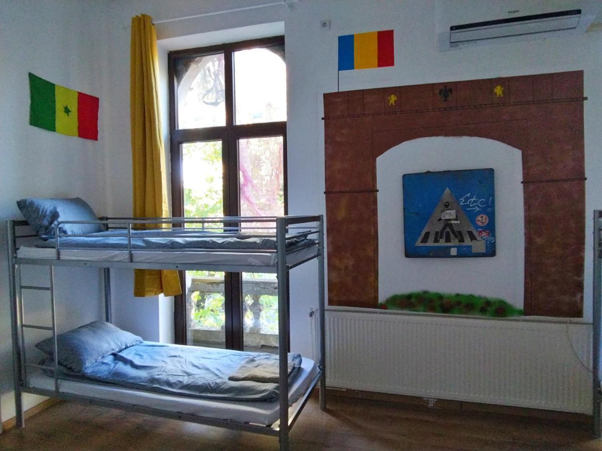 Bucuresti Bucuresti Hostel Bagian luar foto